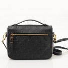 Louis Vuitton Pochette Métis (2017) – ikonisk veske i sort Monogram thumbnail