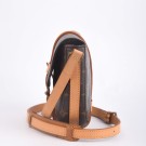 Louis Vuitton Chantilly (1988) – Elegant saddelveske i klassisk monogram thumbnail