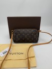Louis Vuitton Favorite PM thumbnail