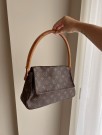 Louis Vuitton Mini Looping  thumbnail