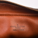 LOUIS VUITTON COMPEIGNE CLUTCH (1987) – DISKRET OG TIDLØS HÅNDVESKE thumbnail