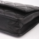 CHANEL WALLET ON CHAIN (2005) – TIDLØS KLASSIKER I SORT LAMMESKInn thumbnail