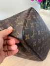 Louis Vuitton Neverfull MM thumbnail