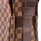 LOUIS VUITTON NAVIGLIO (2004) – PRAKTISK OG MODERNE CROSSBODY thumbnail