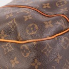 Louis Vuitton Galliera (2009) – elegant hobo i Monogram canvas thumbnail