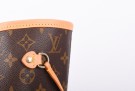Louis Vuitton Neverfull MM thumbnail