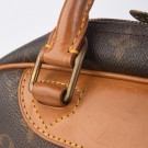 LOUIS VUITTON TROUVILLE (2005) – STRUKTURERT OG SOFISTIKERT HÅNDVESKE thumbnail