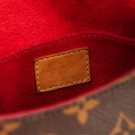 LOUIS VUITTON TAMBOURINE (2003) – KOMPAKT OG TIDLØS CROSSBODY thumbnail