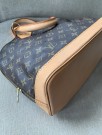 Louis Vuitton Alma  thumbnail