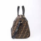 Fendi 1980 – Tidløs og ikonisk monogramveske thumbnail