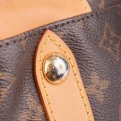 Louis Vuitton Retiro (2011) – elegant veske i Monogram thumbnail