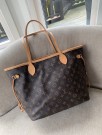 Louis Vuitton Neverfull MM thumbnail
