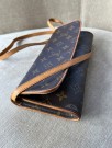 Louis Vuitton Twin Pochette thumbnail