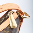 Louis Vuitton Tulom thumbnail