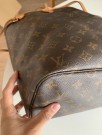 Louis Vuitton Neverfull thumbnail