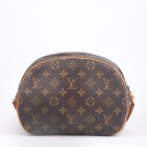 LOUIS VUITTON BLOIS – MONOGRAM CANVAS (2006) thumbnail