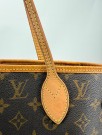 Louis Vuitton Neverfull MM thumbnail