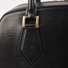 LOUIS VUITTON EPI (1998) – TIDLØS ELEGANSE I SORT SKINN thumbnail