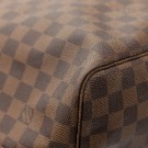Louis Vuitton Neverfull GM (2009) – ikonisk tote i Damier Ebene thumbnail