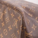 Louis Vuitton Neverfull MM (2015) – ikonisk tote i Monogram canvas thumbnail