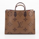Louis Vuitton Onthego GM (2021) – ikonisk tote i Reverse Monogram thumbnail
