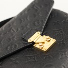 Louis Vuitton Pochette Métis (2017) – ikonisk veske i sort Monogram thumbnail