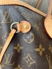 Louis Vuitton Neverfull MM thumbnail