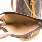 LOUIS VUITTON "BUCKET GM" thumbnail