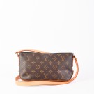 LOUIS VUITTON TROTTEUR (2003) – SLANK OG TIDLØS CROSSBODY thumbnail