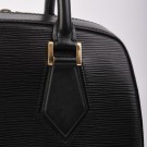 LOUIS VUITTON EPI (1998) – TIDLØS ELEGANSE I SORT SKINN thumbnail