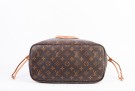 Louis Vuitton Neverfull MM thumbnail