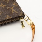 Louis Vuitton Pochette (2006) – klassisk clutch i Monogram thumbnail