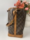 Louis Vuitton Noe GM thumbnail