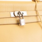 Hermès Kelly 32 (2000) – ikonisk veske i Togo-skinn thumbnail