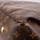 Louis Vuitton Artsy (2011) – ikonisk hobo i Monogram canvas thumbnail