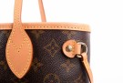Louis Vuitton Neverfull PM thumbnail