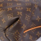 LOUIS VUITTON SULLY (2012) – ROMSLIG OG ELEGANT SKULDERVESKE thumbnail