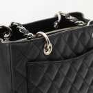 Chanel GST (2012) – ikonisk tote i sort caviar thumbnail