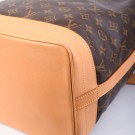 LOUIS VUITTON NOÉ GM  – KLASSISK OG ROMSLIG BØTTEVESKE thumbnail