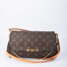 LOUIS VUITTON FAVOURITE (2013) – FEMININ OG ALLSIDIG SKULDERVESKE thumbnail