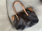 Louis Vuitton Totally MM thumbnail