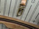 Louis Vuitton Neverfull MM thumbnail