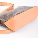 LOUIS VUITTON TROTTEUR (2003) – SLANK OG TIDLØS CROSSBODY thumbnail
