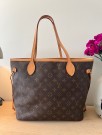 Louis Vuitton Neverfull MM thumbnail
