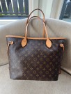 Louis Vuitton Neverfull MM thumbnail