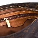 LOUIS VUITTON TROTTEUR (2003) – SLANK OG TIDLØS CROSSBODY thumbnail