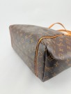 Louis Vuitton Totally MM thumbnail