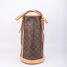 Louis Vuitton Bucket GM – Romslig klassiker fra 1998 thumbnail