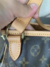 Louis Vuitton Batignolles Horizontal thumbnail