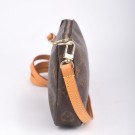 LOUIS VUITTON POCHETTE – MONOGRAM CANVAS (2000) thumbnail